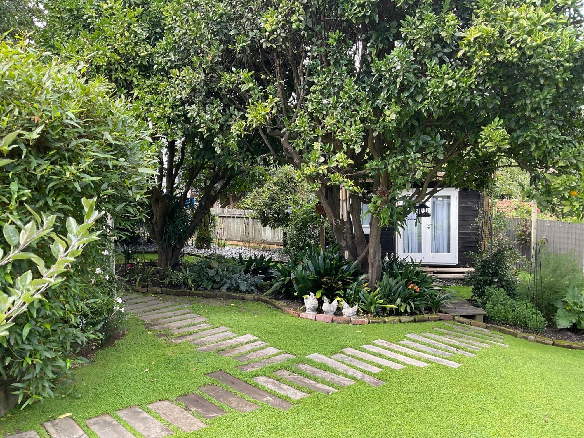 Orange Tree Cottage - Garden Hideaway Уонгануи Экстерьер фото